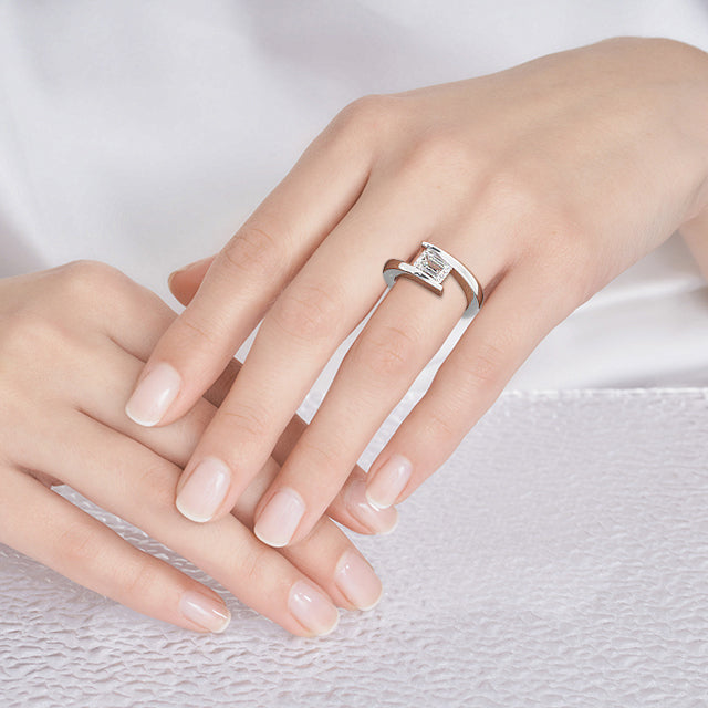 RSR-165 Premium Emerald Cut Moissanite Diamond Ring
